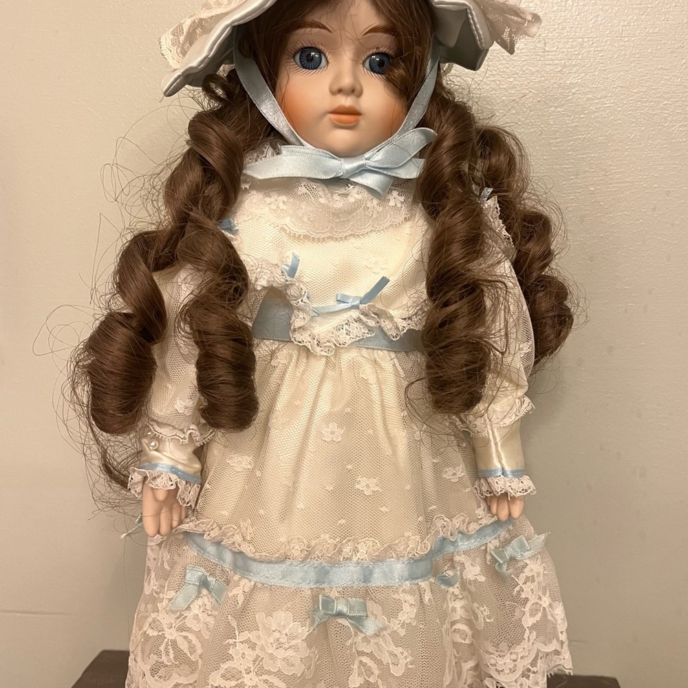 Gorham Lauren Musical Porcelain Doll with White Lace and Blue Ribbons